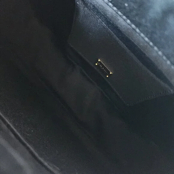 Dolce & Gabbana Camera Bag "EUC" - Picture 3 of 16